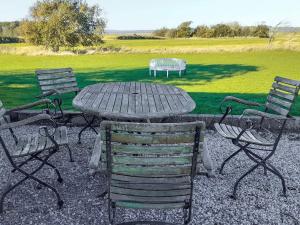 Light-filled Retreat in Boddum - By Traum Ferienwohnungen