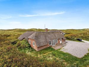 10 person holiday home in Ringkøbing