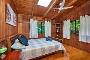 Kalamunda - A Home in the Forest