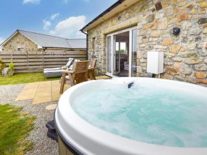 1 Bed in Sennen 85566