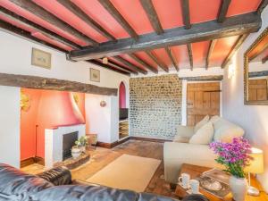 2 Bed in Bacton 88326