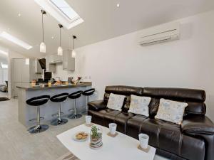 2 Bed in Brixham 90912