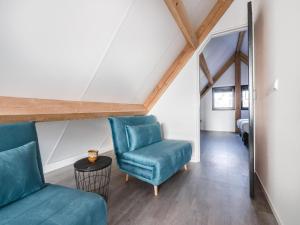 Modern bungalow in Baarle-Nassau with pond view