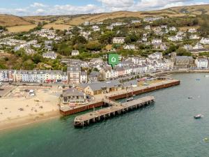 2 Bed in Aberdovey DY017