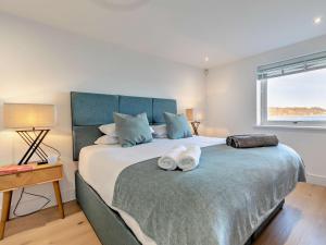 3 Bed in Cawsand 74300