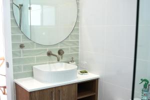 Sunshine Coast Hinterland Retreat - Yandina Station