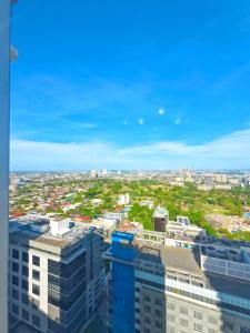 2720T2 Avida Riala IT Park Newly Furnished Unit Queen Bed