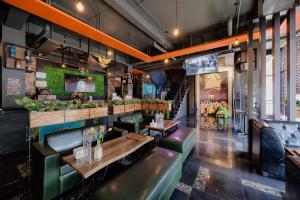 Sans Hotel Roxy Jakarta