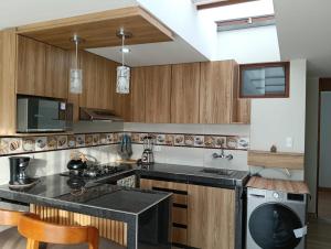 Minidepa con vista al Misti, near Plaza de Armas