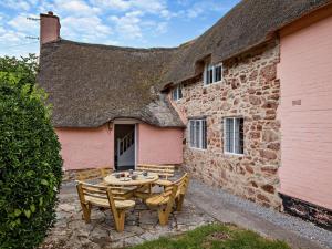 5 Bed in Watchet 95371