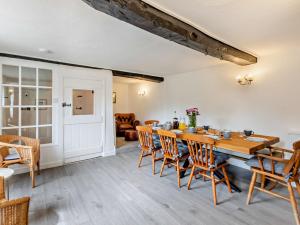 5 Bed in Watchet 95371