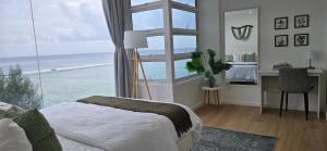 Nala Host- 2BR Beachfront Apartment
