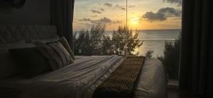 Nala Host- 2BR Beachfront Apartment