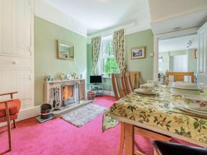 3 Bed in Keswick SZ395