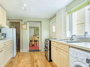 3 Bed in Keswick SZ395