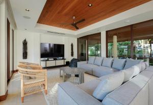 Katamanda Villa Allegra 5 bedroom Seaview villa