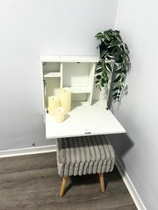 Cozy Private Room Near Downtown Toronto