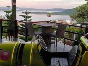 Stratus Resort
