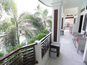 Pondok Indah Beach Hotel