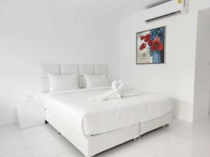 The White Resort