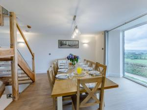 5 Bed in Barnstaple 85165