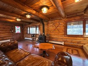 Lazy Bear Retreat at Talkeetna Lodge