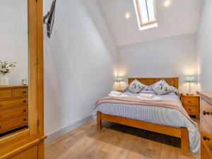 2 Bed in Winterton-on-Sea LOWFA