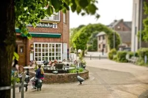 Hotel Restaurant Knechtstedener Hof - Монгайм