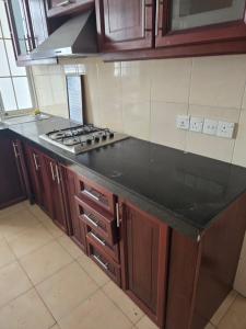 Beachfront City Escape Sunset Balcony AC WiFi