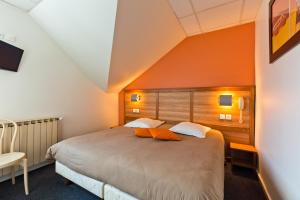 Hotels Logis - Hotel Restaurant Bellevue Annecy : photos des chambres