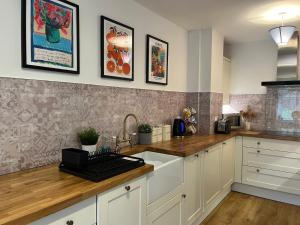 3 Bed in Branscombe 78002