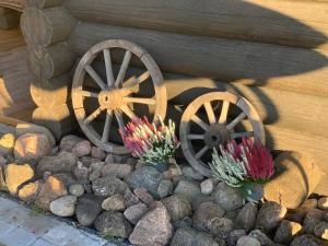 Russet & Rowanberry - Russet House