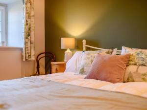 4 Bed in Hartington 88196