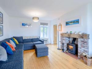 4 Bed in Combe Martin 86108