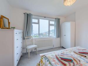 4 Bed in Combe Martin 86108