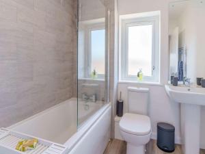 2 Bed in St Davids 82312