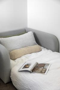 The Local Studio - Luxury over 2 levels