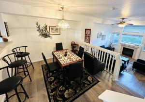 Cozy near airport vacation home Brighton