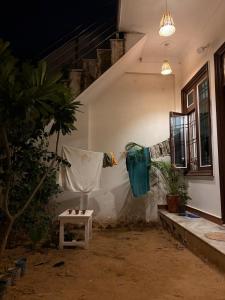 Ekaya- A Peaceful 1 Bedroom Home near Pushkar Lake