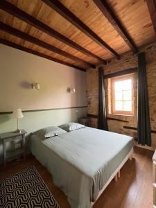 Gîtes OSTAL de Marcillac avec piscine - Petit Bois