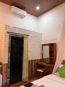 Khrisna Hs and Cottages