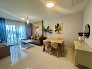 DQua Apartment in Nha Trang by HD
