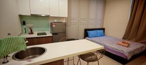 Luxurious Studio 1-Level 9 Kozi Square