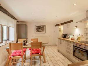 2 Bed in Woolacombe 28803