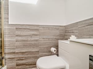 2 Bed in Newquay 75578