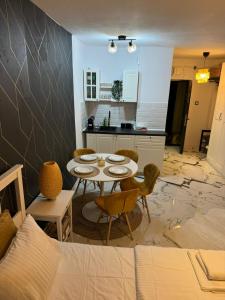 Studio confortabil,la câtiva pasi de centrul Craiovei!