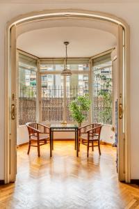 The Collection Barcelona - Huge historic 5BD with private Terrace!