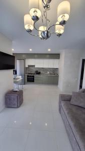 Gray Нова стильна квартира