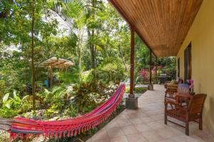Toucan Villa Family home w Private Pool Garden