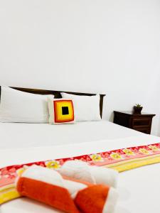 Gloriya Mathews family villa